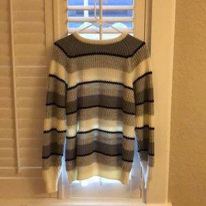 GREY WHITE AND BLACK SWEATER. SIZE SMALL.